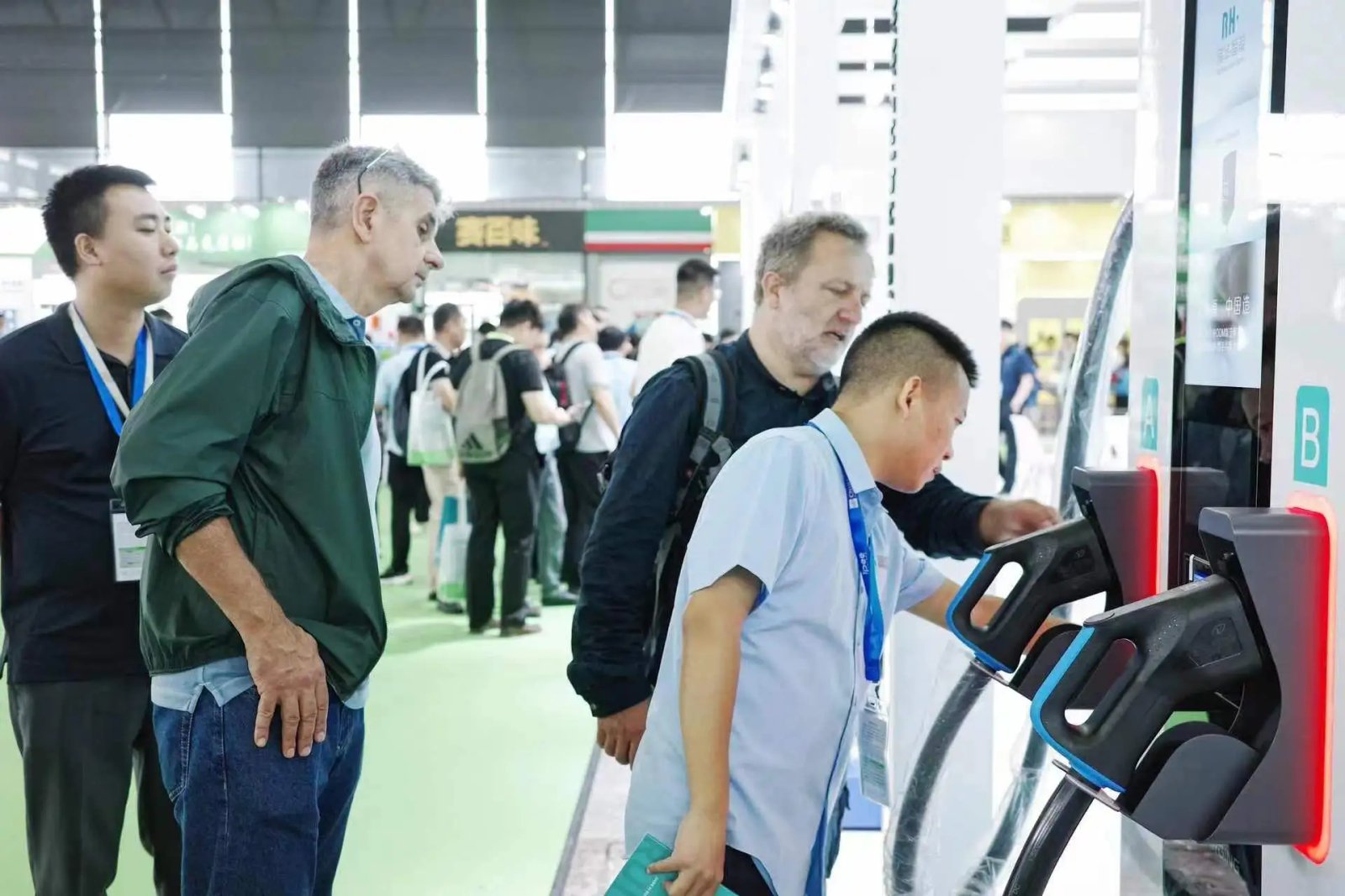 Unveiling the Spectacular 2023 Shanghai International Opto-Energy Storage and Charging Expo (IPEE)